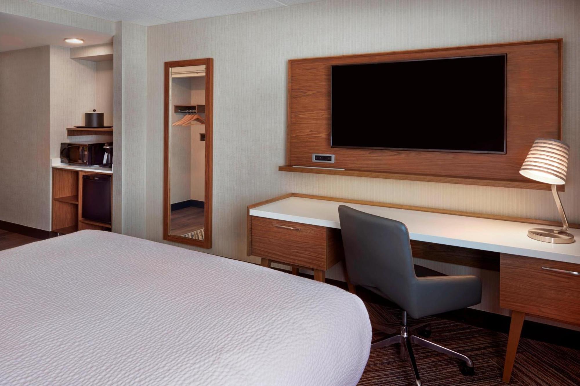 Four Points By Sheraton Hamilton - Stoney Creek Экстерьер фото