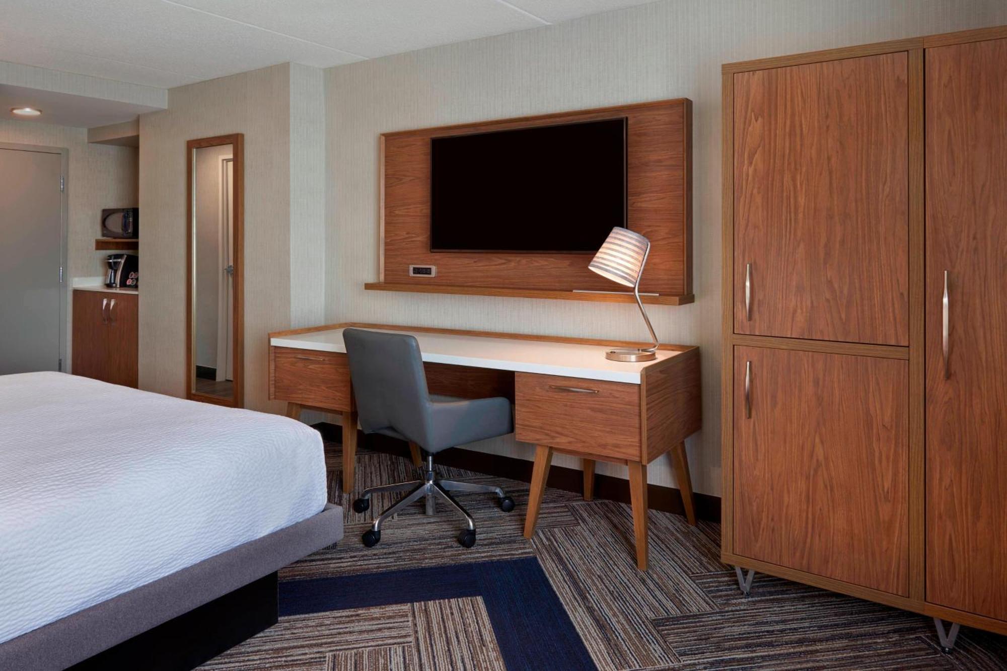 Four Points By Sheraton Hamilton - Stoney Creek Экстерьер фото